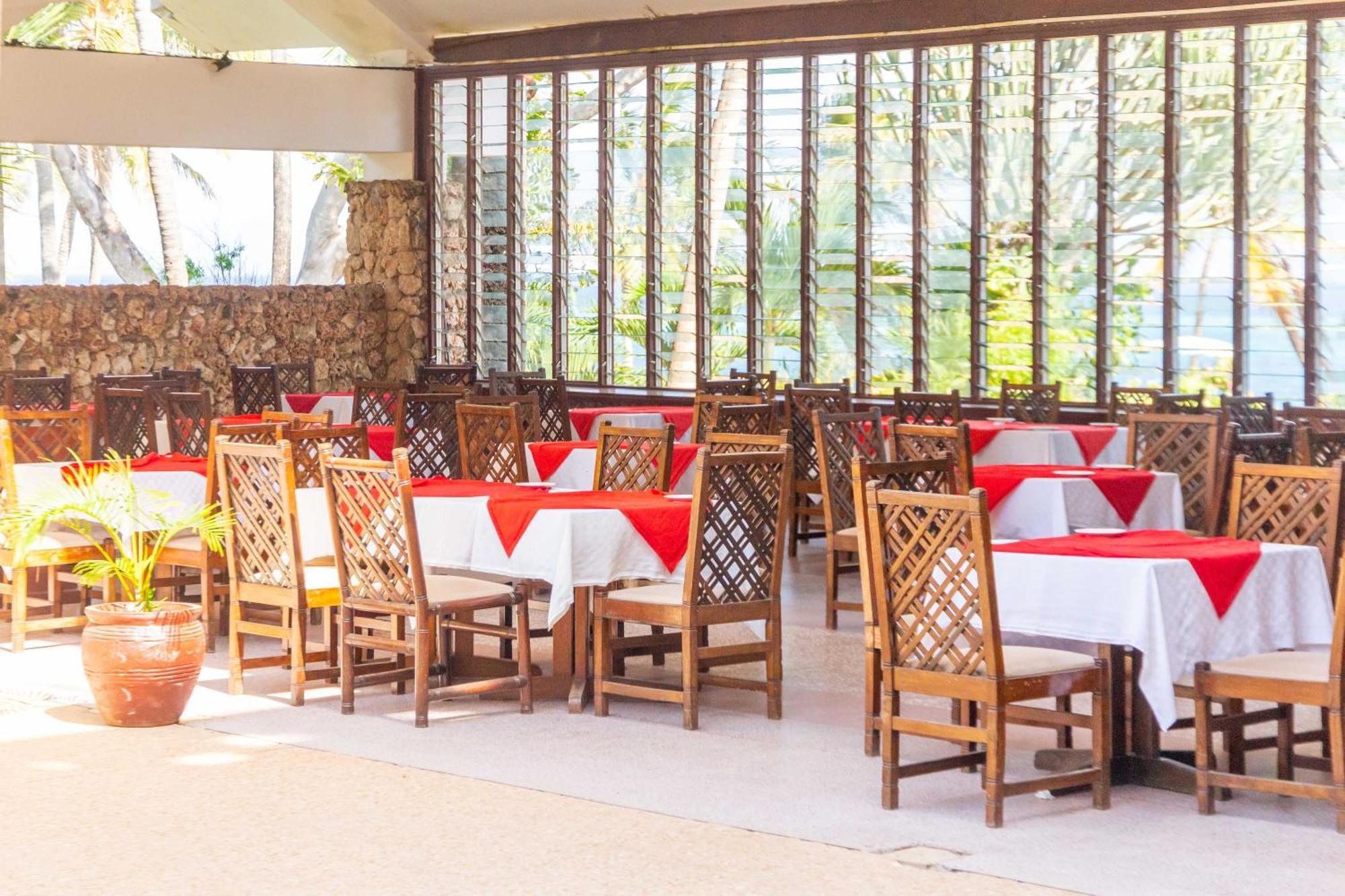Mombasa Beach Hotel Exterior foto